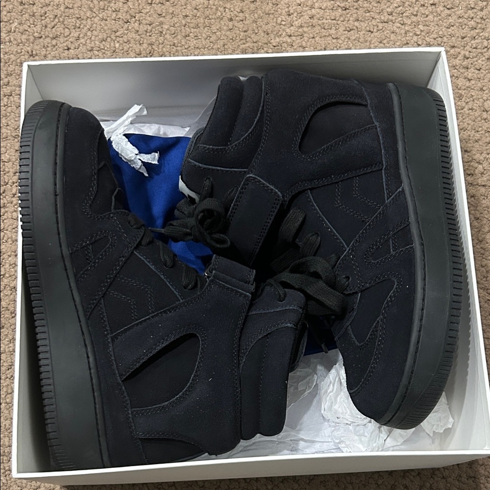 Isabel Marant High-Top Wedge Black Sneakers - Picture 4 of 5
